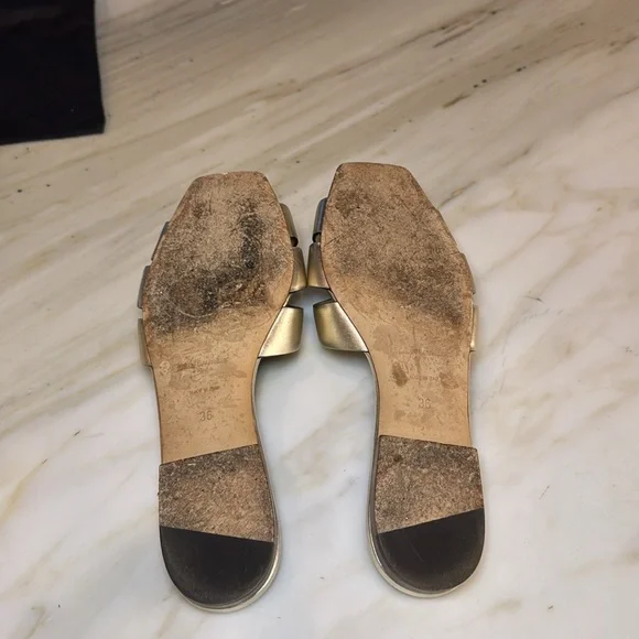 Saint Laurent Gold Sandals - Picture 5 of 6